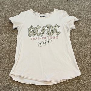 AC/DC Tour Graphic T-Shirt - 100% Cotton Crewneck - Size Medium